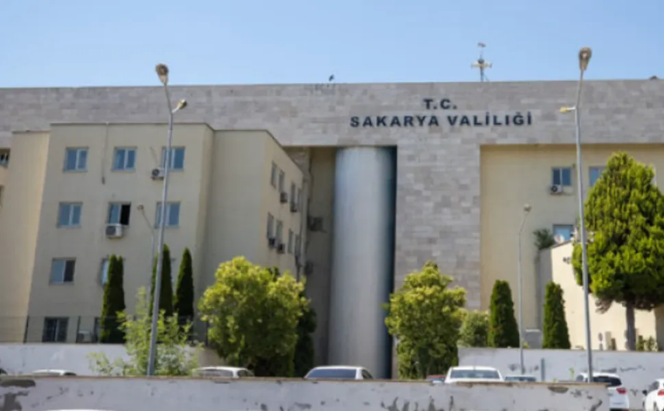Sakarya Valiliği duyurdu: Okullar yarın da tatil