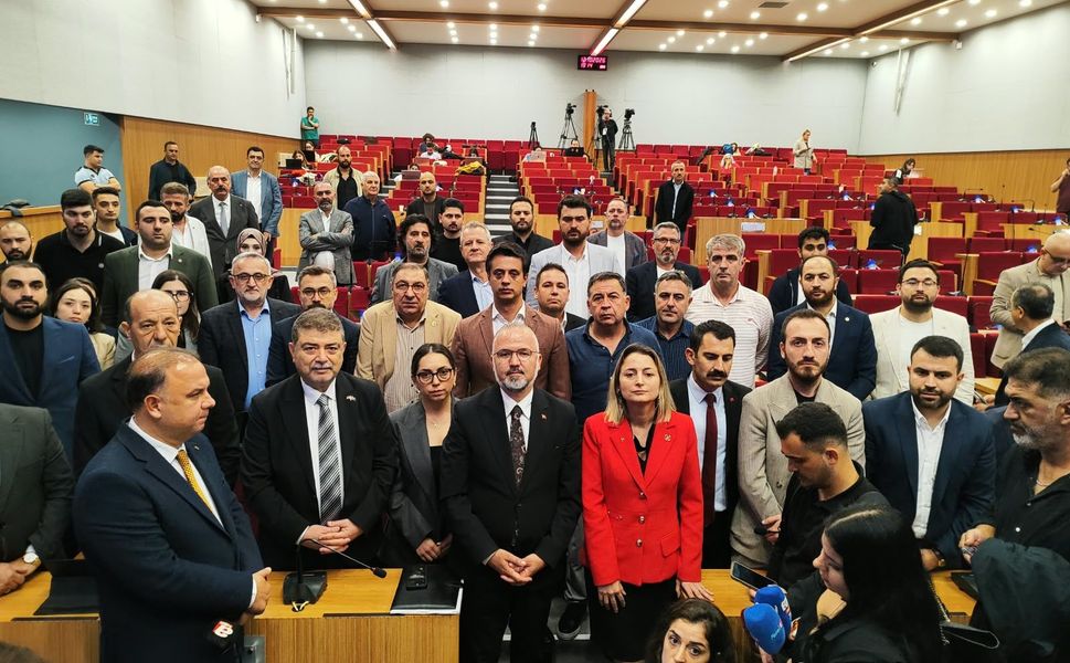 AK Parti Grup Başkan Vekili Yıldız'dan Yeni Parti'ye sert eleştiri!