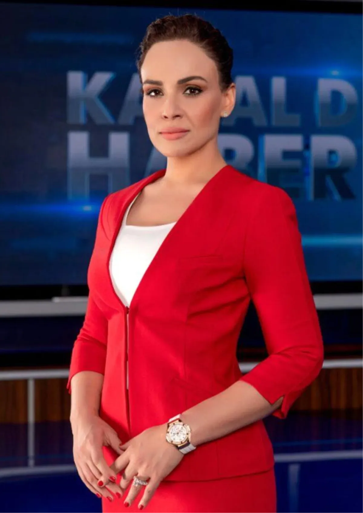 buket-aydin-evli-mi-buket-aydin-hangi-kanalda-calisiyor