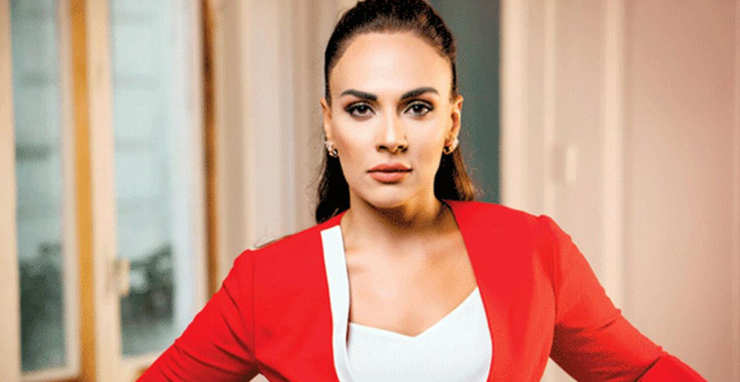 buket-aydin-evli-mi-buket-aydin-hangi-kanalda-calisiyor2