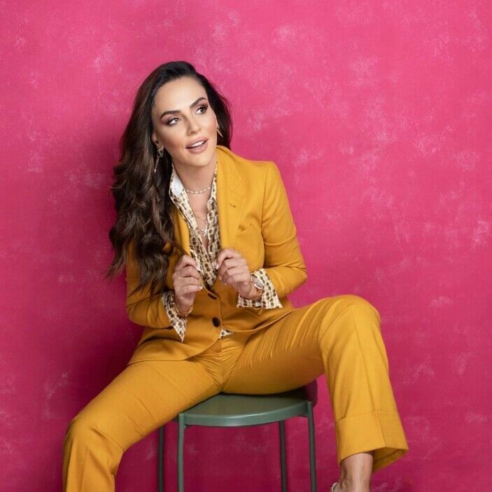 buket-aydin-evli-mi-buket-aydin-hangi-kanalda-calisiyor9