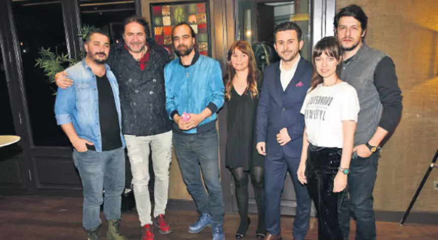 fazla-saapma-filmi-nerede-cekildi-fazla-saapma-konusu-oyunculari85