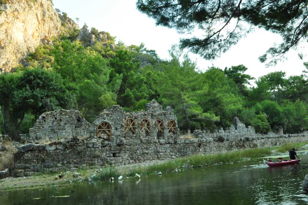 20170222140550794_Olympos Guney Kent rihtim duvari