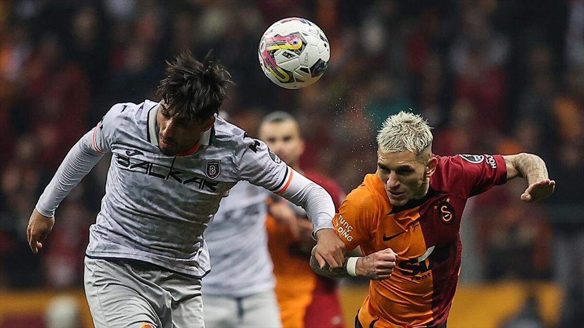 AA-20230922-32212961-32212960-GALATASARAY_SUPER_LIGDE_YARIN_BASAKSEHIR_ILE_KARSILASACAK