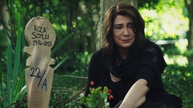 arka-sokaklar-riza-baba-neden-oldu-zafer-ergin-diziden-ayrildi-mi (1)-1