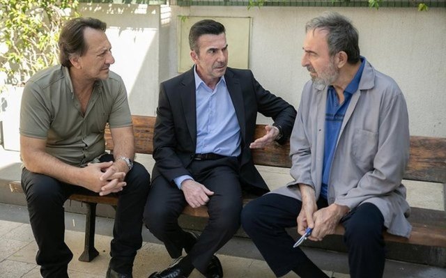 arka-sokaklar-riza-baba-neden-oldu-zafer-ergin-diziden-ayrildi-mi (3)-1