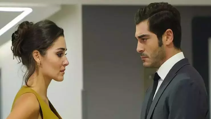 bambaska-biri-dizisi-kenanin-psikolojilk-rahatsizligi-nedir-kenan-hastaligi-yuzunden-mi-ins (3)