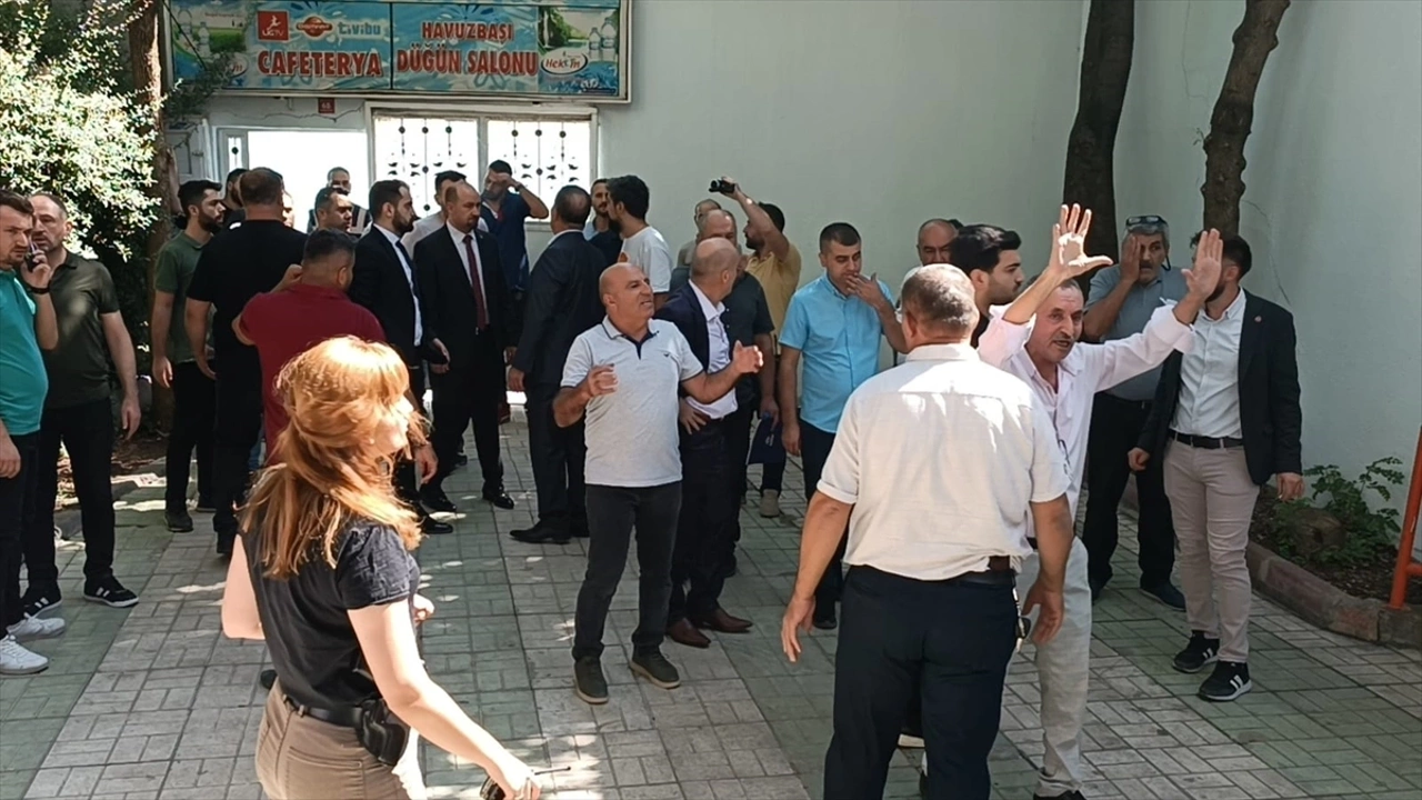 chp-siirt-il-baskanligi-38-olagan-kongresinde-ortalik-karisti (1)