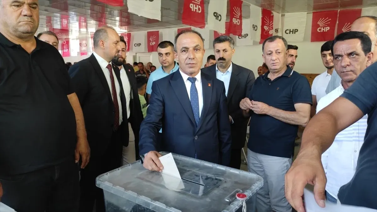 chp-siirt-il-baskanligi-38-olagan-kongresinde-ortalik-karisti (2)