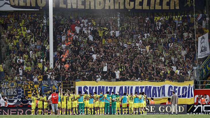 fenerbahceden-tarihi-basari-12-maclik-galibiyet-serisi