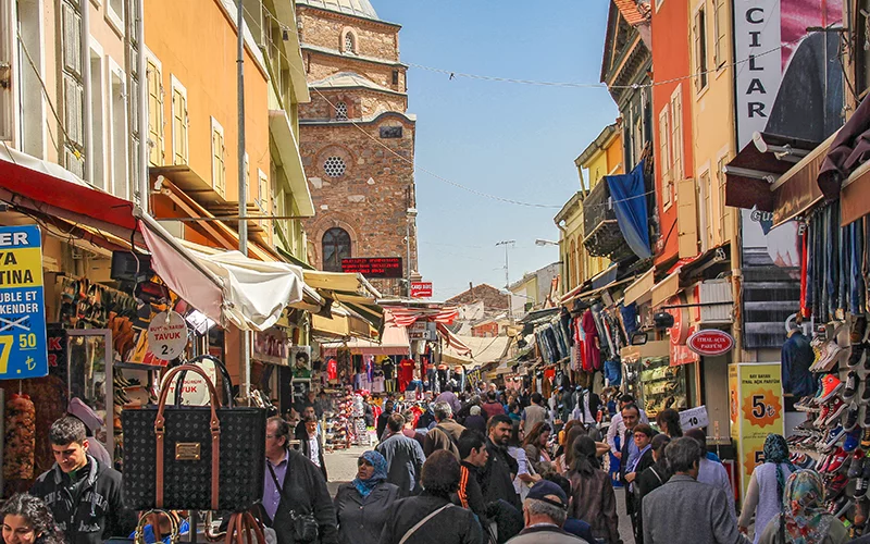 izmirdeki-tarihi-mekanlarin-bilinmeyenleri-nelerdir-izmirde-ilk-neler-kuruldu-izmir-hakkind (3)-1