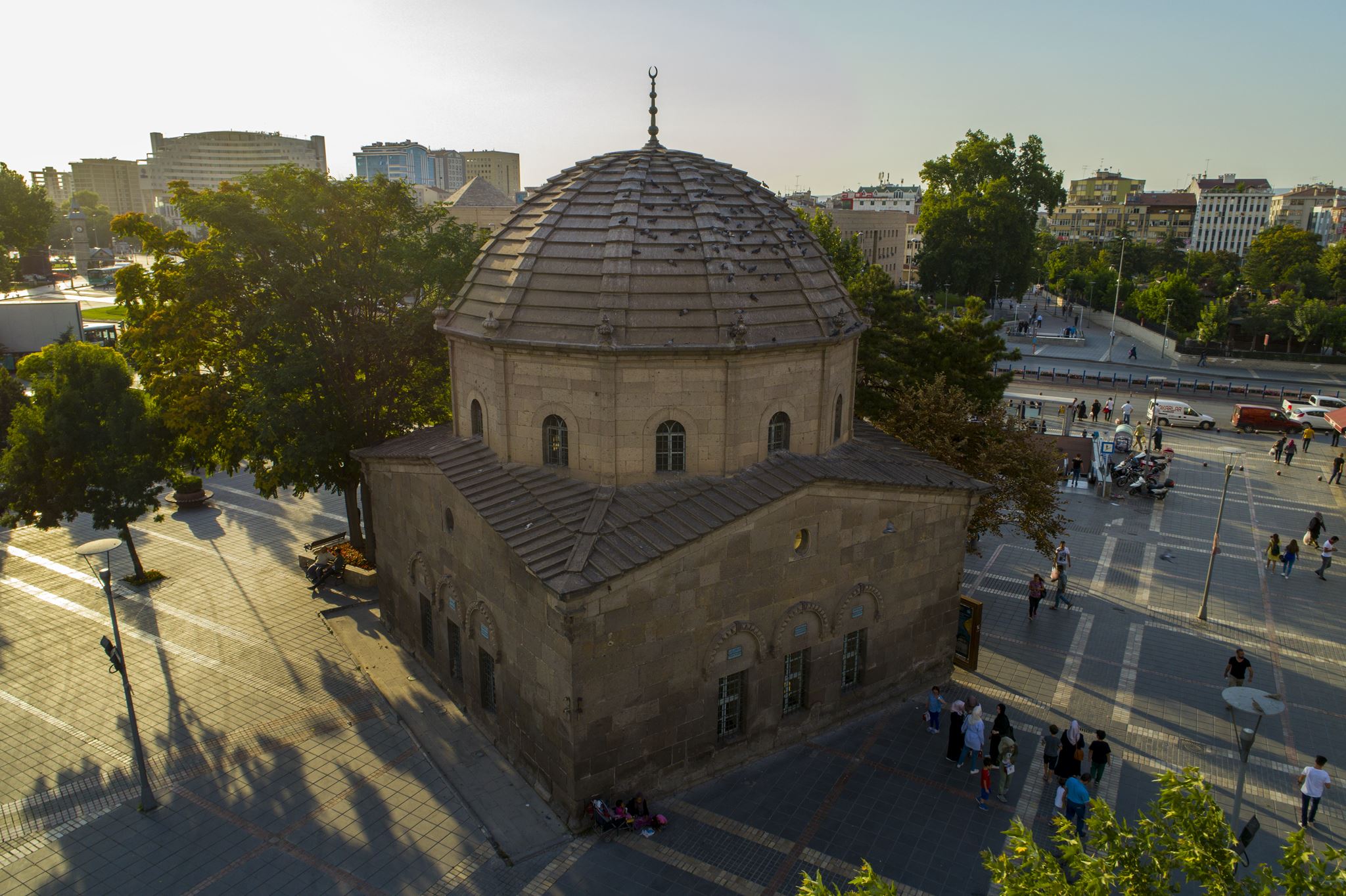 kayseri-gezilecek-yerler-neresidir-kayseride-ne-yenir-kayserinin-gidilecek-tarihi-mekanlari (2)