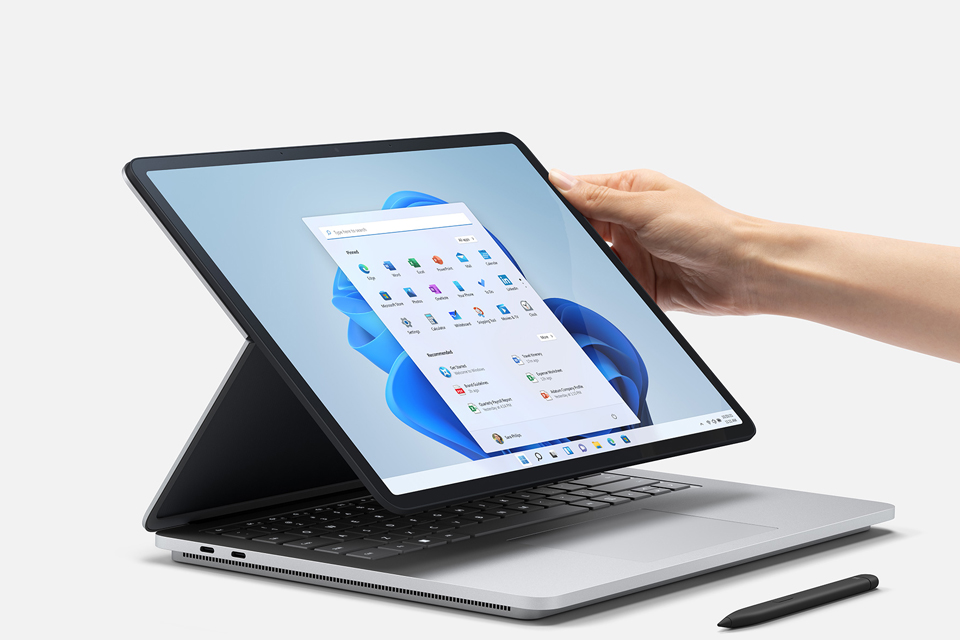 microsoft-surface-laptop-studio-2-ozellikleri-nelerdir-microsoft-surface-laptop-studio-2-cikti-mi  f