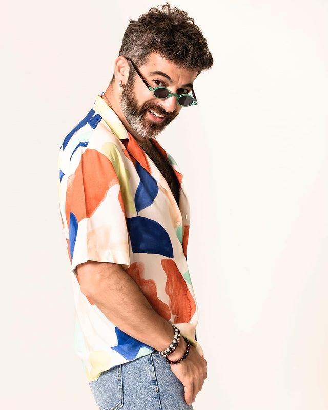 show-tv-dizisi-kizilcik-serbetinin-ertugrulu-kayra-senocak-kac-yasinda-nereli-evli-mi-esi-kim-kimdir1