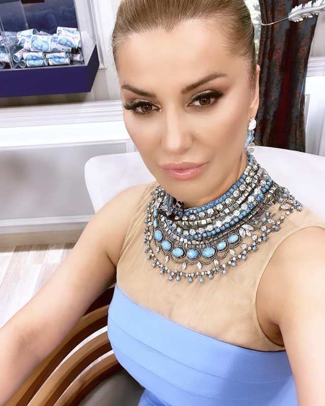songul-karlinin-son-hali-dillere-dustu-estetik-ve-filtre-ile-sok-etkisi-yaratti3