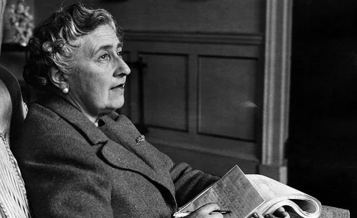 unlu_polisiye_roman_yazari_agatha_christie_nin_kaybolus_hikayesi_ve_pera_palas_ile_baglantisi_h126147_aceea