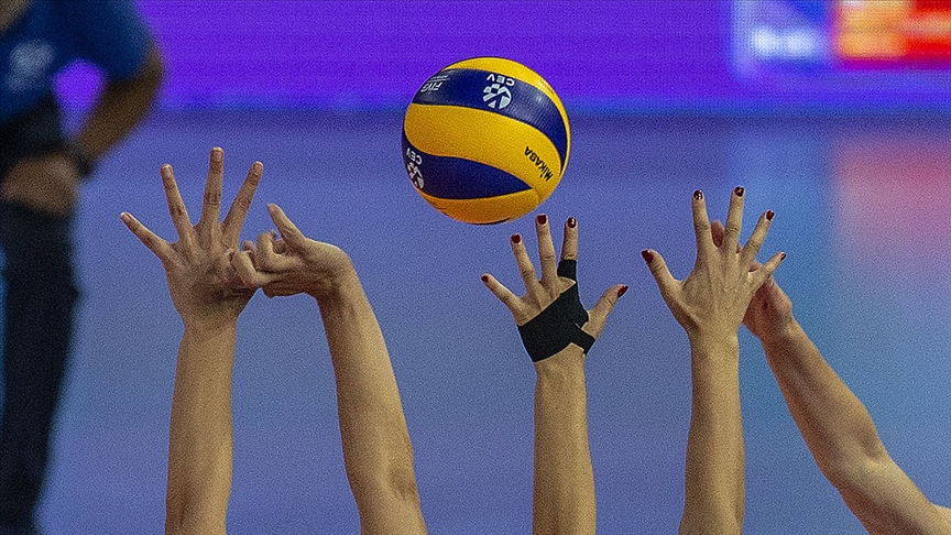 voleybolda-kafa-ilde-vurma-var-mi-voleybolda-ayakla-vurma-sayi-olur-mu