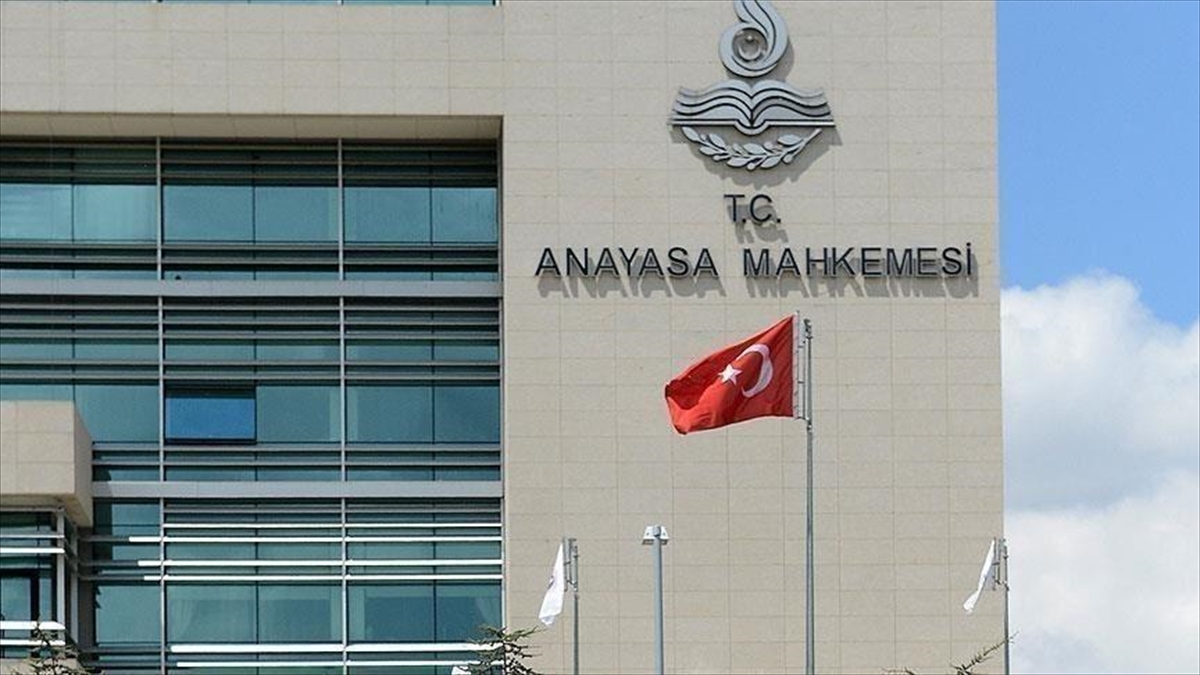 AA-20231005-32320437-32320436-ANAYASA_MAHKEMESI_CAN_ATALAY_HAKKINDAKI_IHLAL_BASVURUSUNU_12_EKIMDE_GORUSECEK