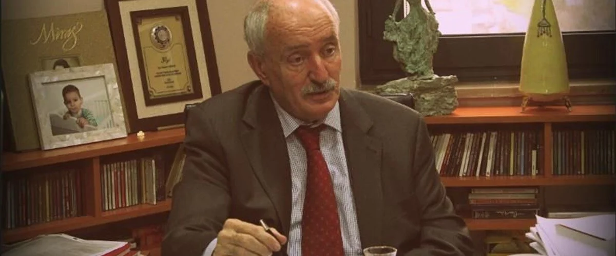 Basın dünyası yasta... Ekonomi Gazetesi başyazarı Gazeteci Osman Saffet Arolat hayatını kaybetti!