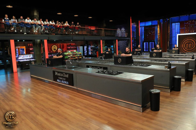 masterchef-all-star-kim-elendi-masterchef-turkiye-all-star-1-ekim-pazar-veda-eden-isim (3)