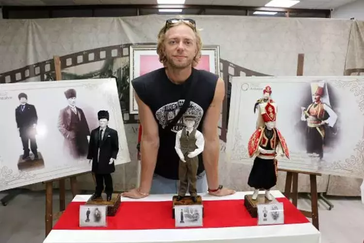 ataturkun-sikligi-kitre-bebeklerle-anildi-antalyada-ataturk-kitre-bebek-sergisine-buyuk2