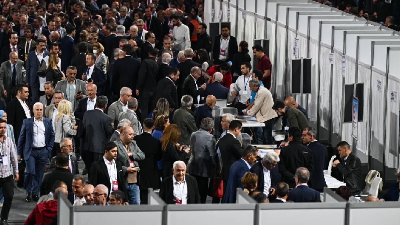 CHP YDK Üyesi Deniz Çakır kimdir  (1)-1