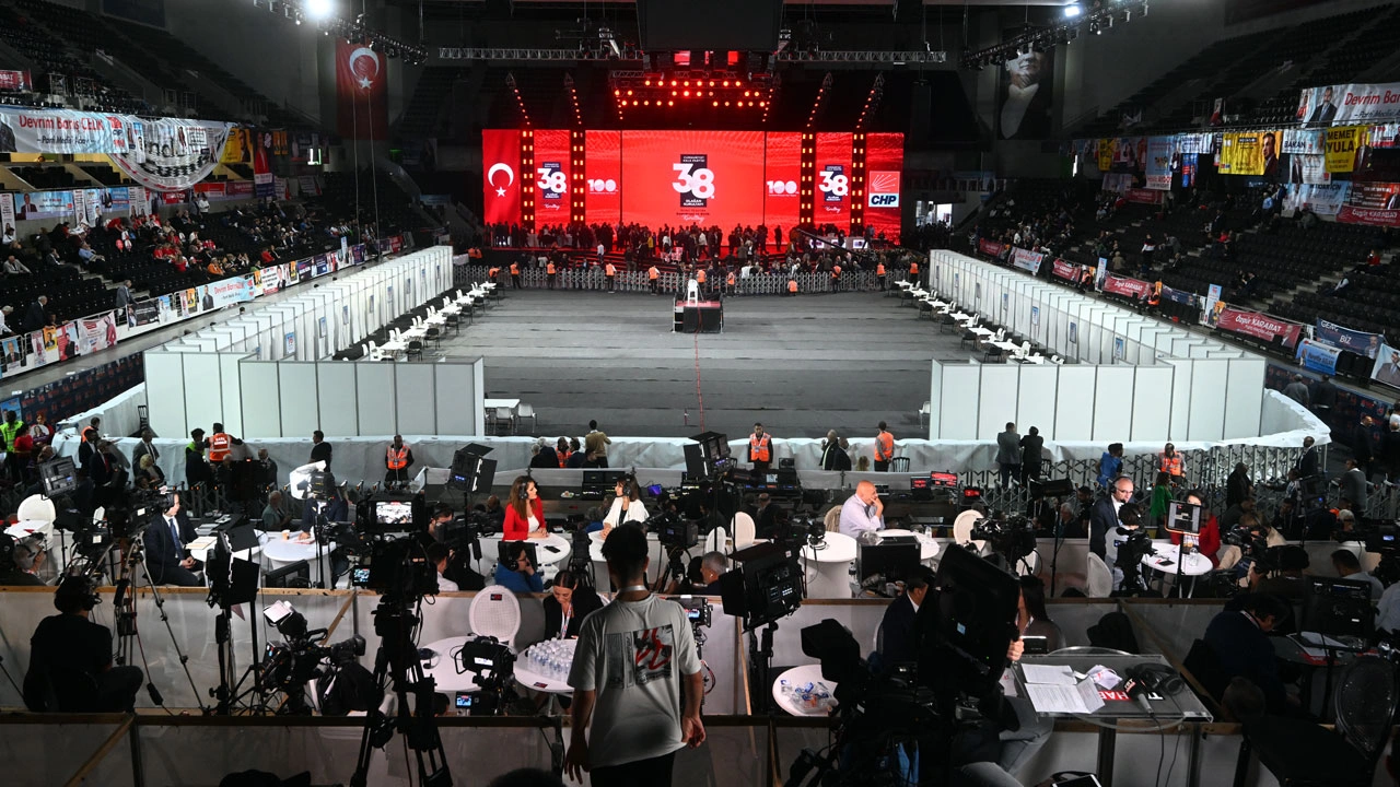 CHP YDK Üyesi Deniz Çakır kimdir  (1)