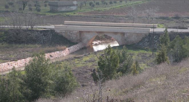 elmalı köprüsü