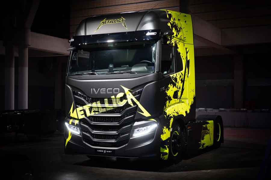 IVECO-S-Way-Metallica-Special-Edition-1