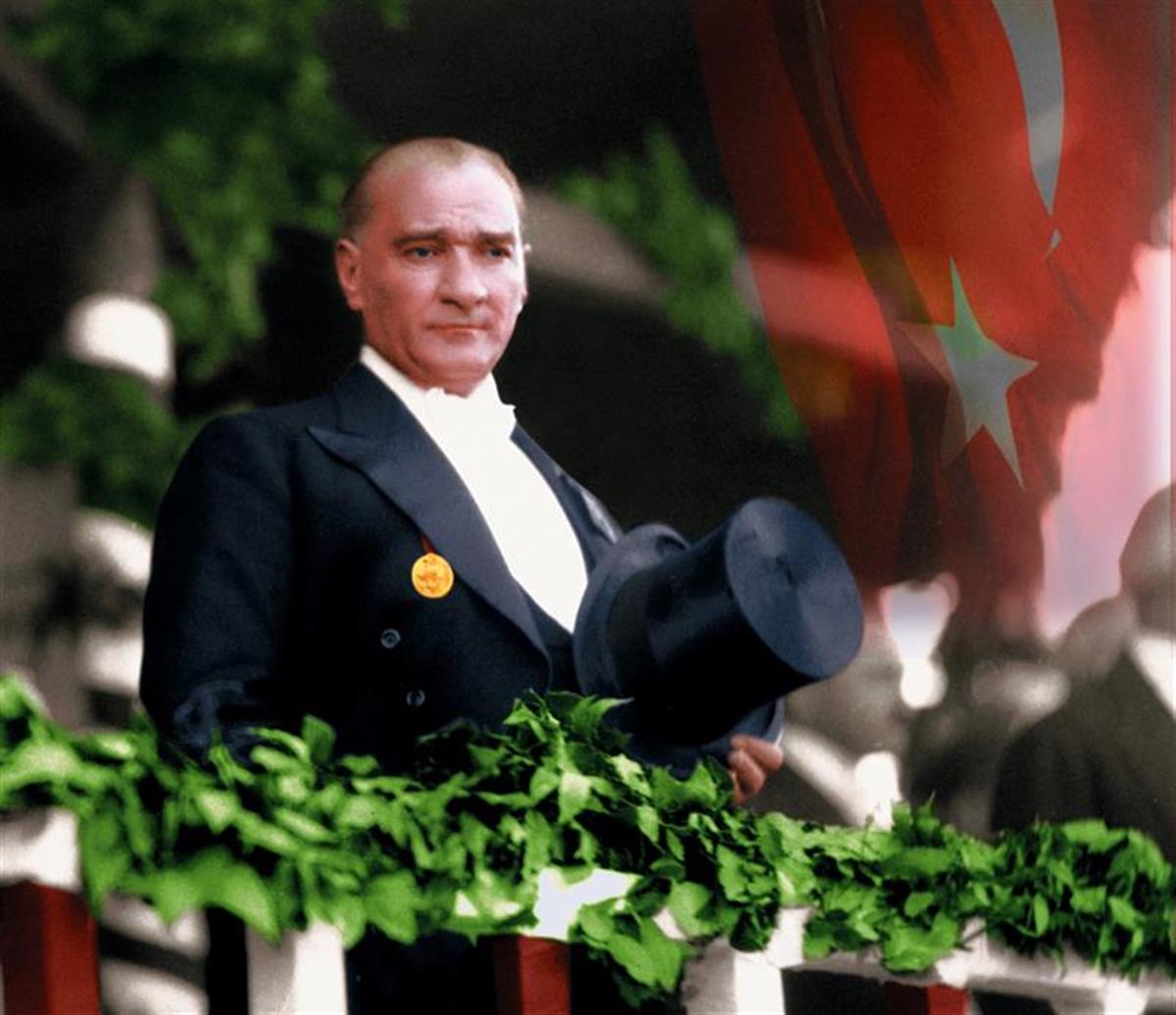 Atatürk'ün 'Benim naçiz vücudum' sözü tamamı...-1