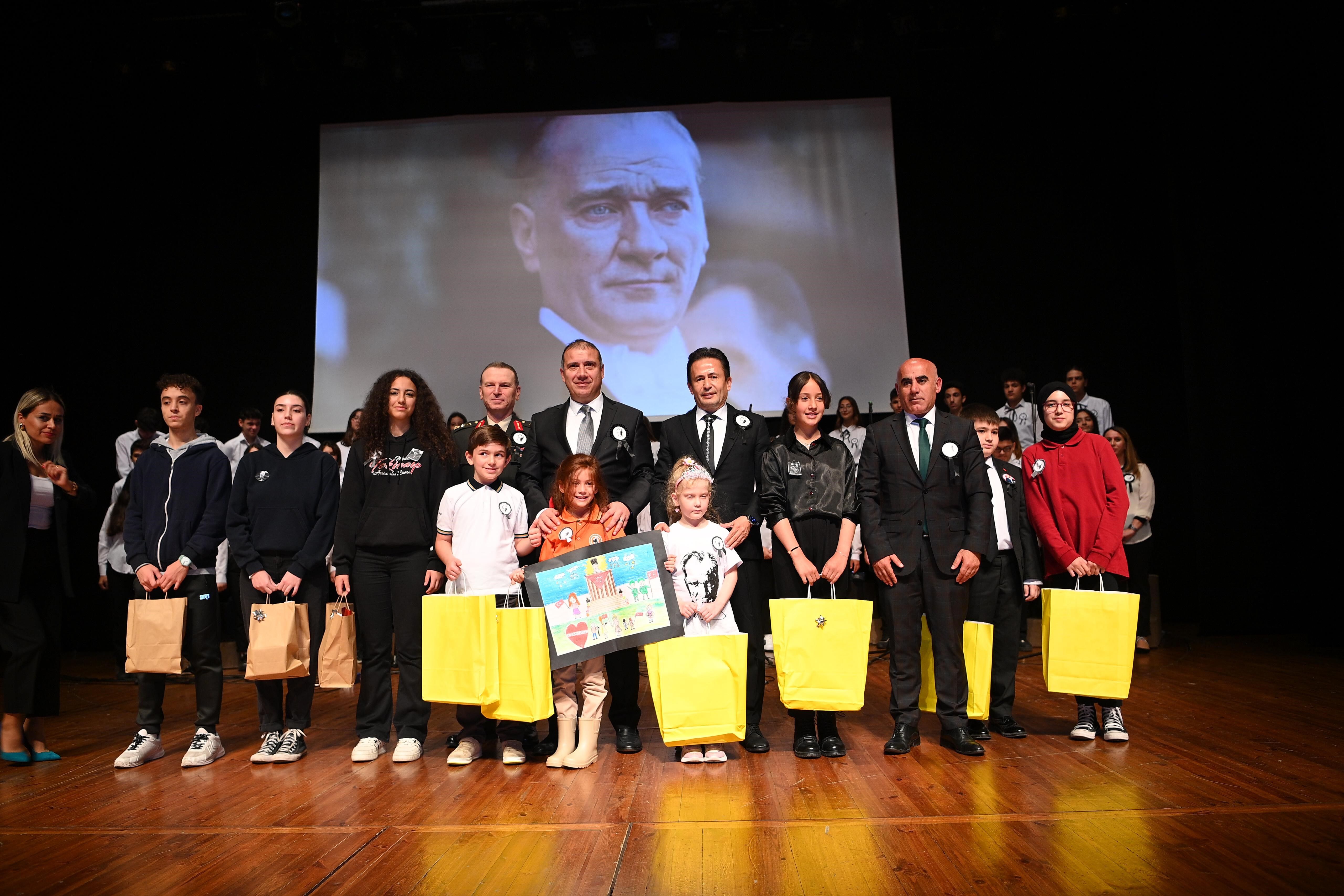 Mustafa Kemal Atatürk, vefatının 85. yılında Tuzla'da anıldı (2)