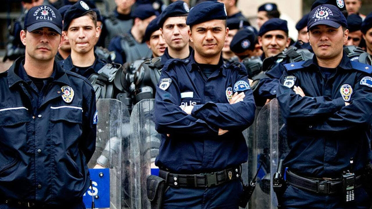 polis-alimi-2023-resmi-gazete-karari-pomem-alimi-ne-zaman-egm-10-bin-polis-memur-alimi-ne-zaman (2)