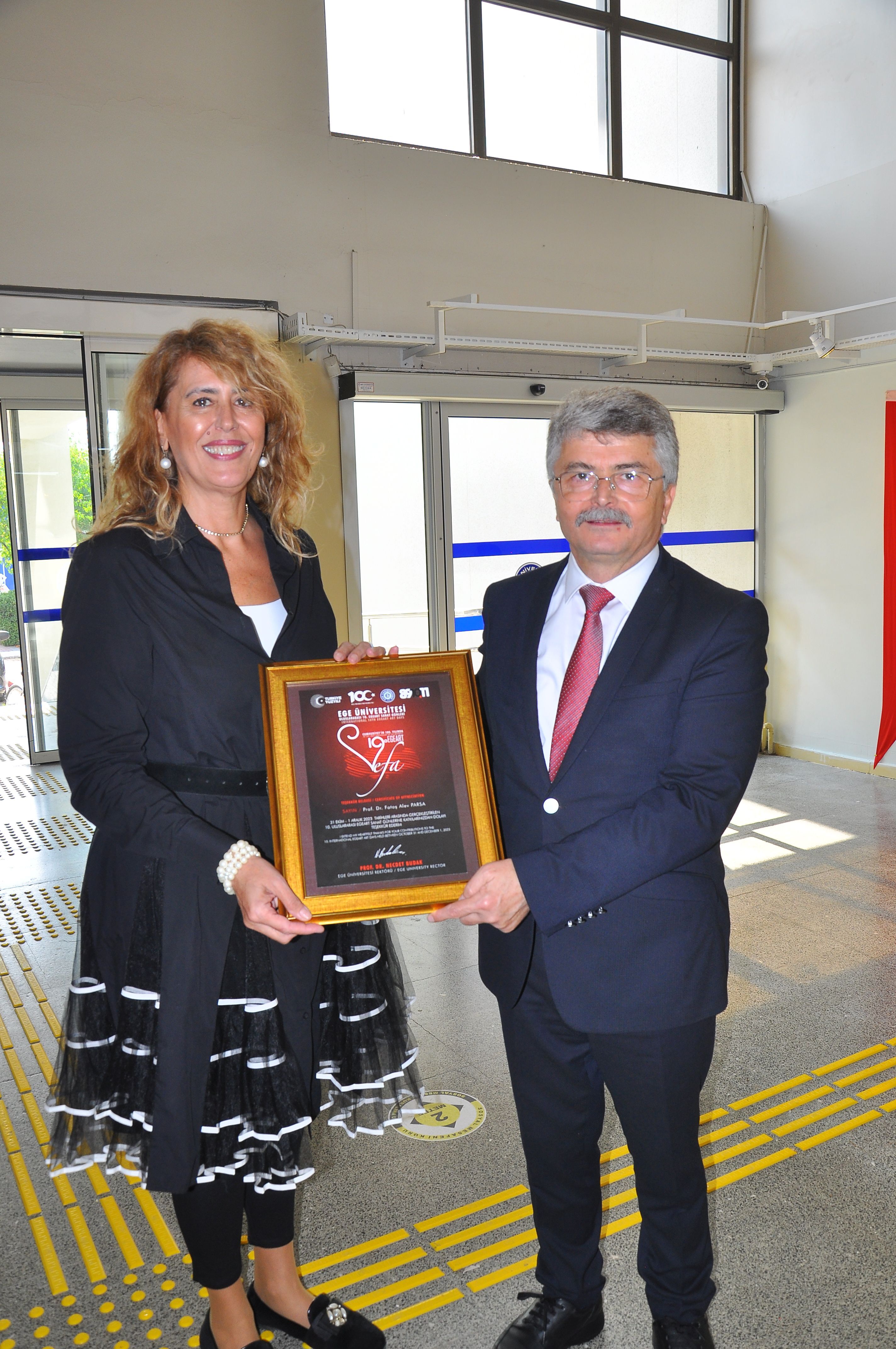 +++++Prof Dr Alev Fatoş Parsa Prof Dr Mehmet Ersan (1)