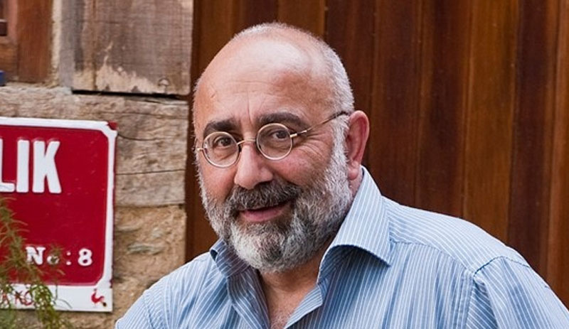 Sevan Nişanyan kimdir Sevan Nişanyan mesleği ne Sevan Nişanyan evli mi Sevan Nişanyan kaç yaşında ve nereli (1)