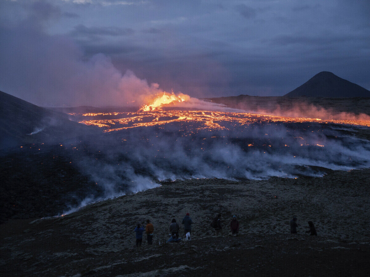 Son Dakika 20 binden fazla sarsıntı sonrası OHAL ilan edildi 'Hemen bölgeyi terk edin' çağrıları yapılıyor! (1)-1