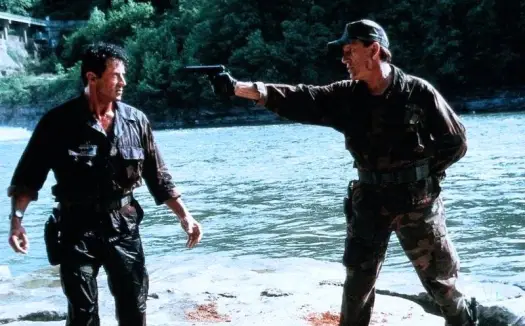 uzman-filmi-oyunculari