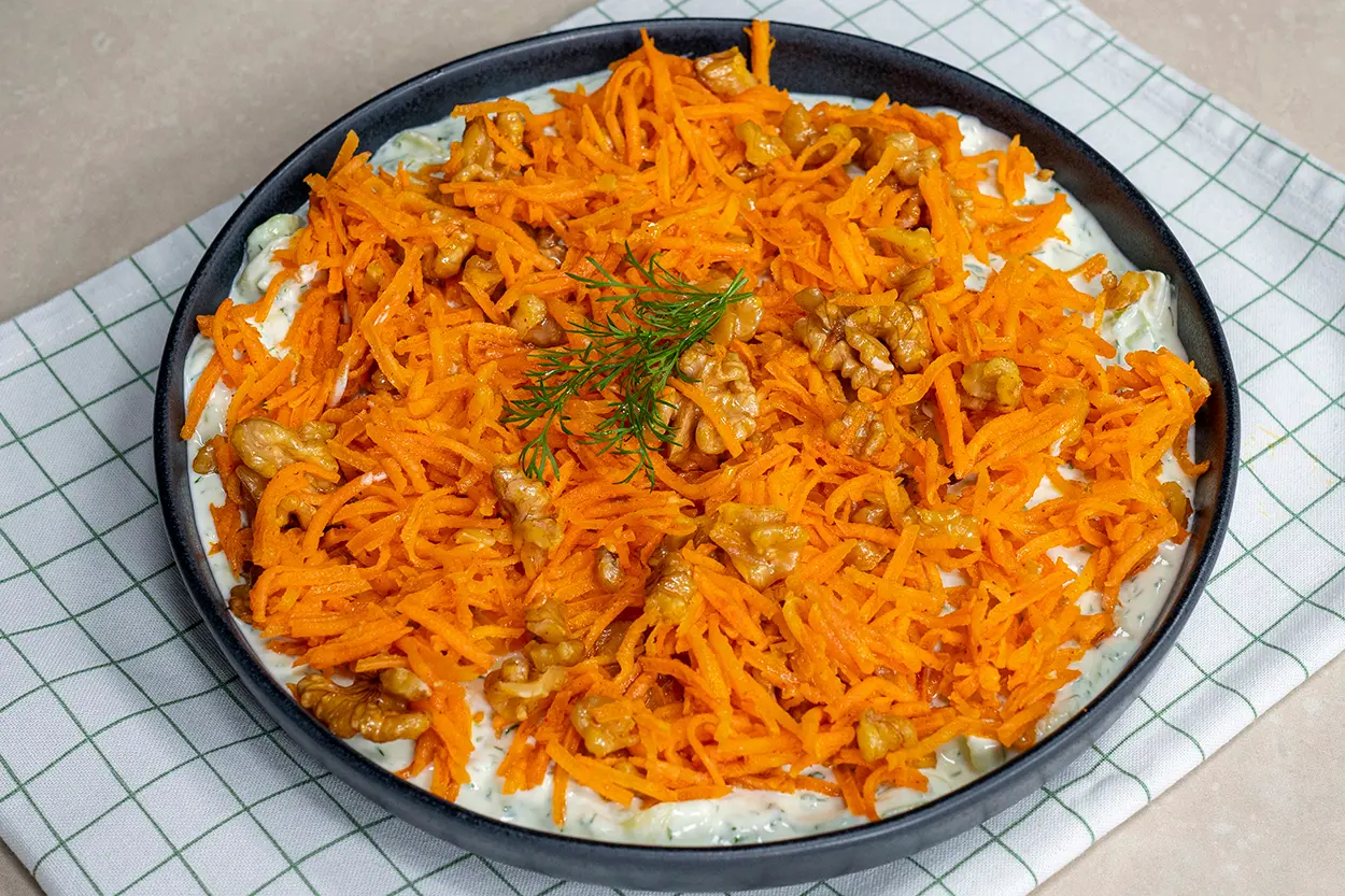 Havuç Salatası
