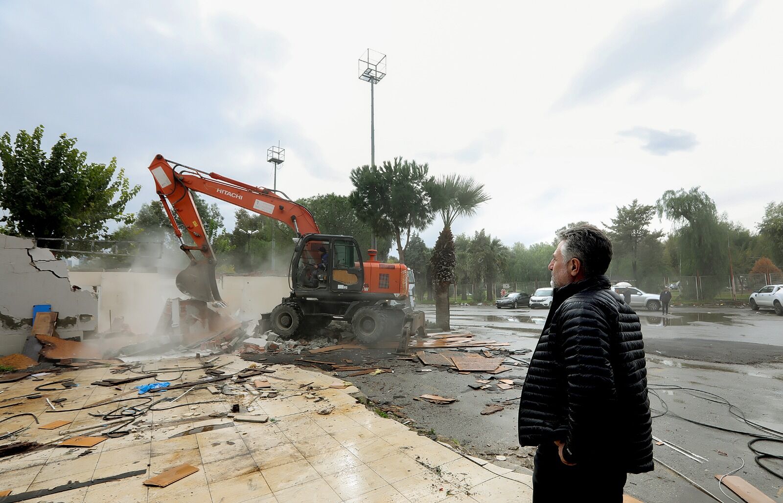 İlk Kepçeyi Başkan Sandal Vurdu! 4