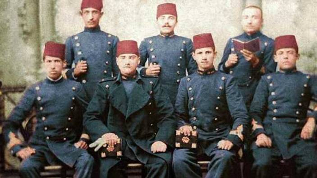 Mustafa Kemal öğrenciyken...