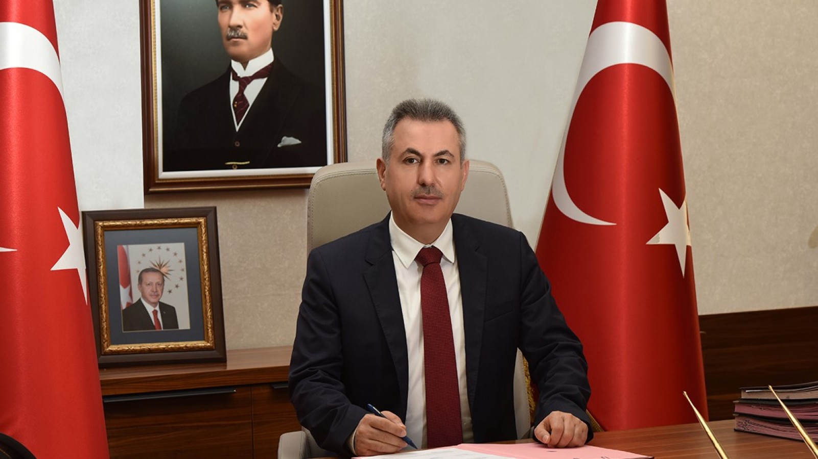 İzmir'de 5.1 Büyüklüğünde Deprem! İzmir Valisi Süleyman Elban'dan Kritik Açıklama...