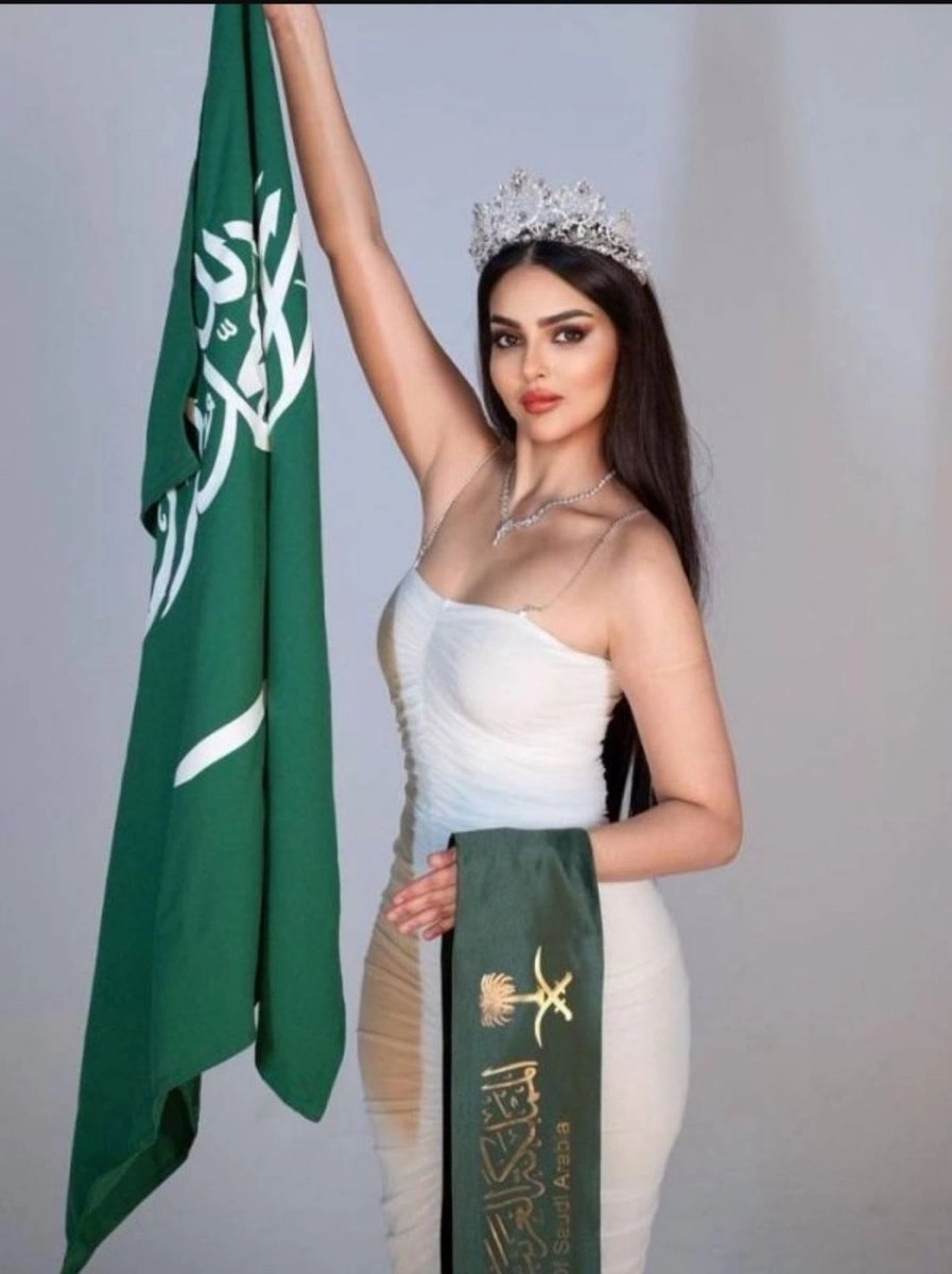 Dunyada Bir Ilk Suudi Arabistan Guzeli Miss Asia 2024 Yolunda Rumi Al Qahtani Kimdir S