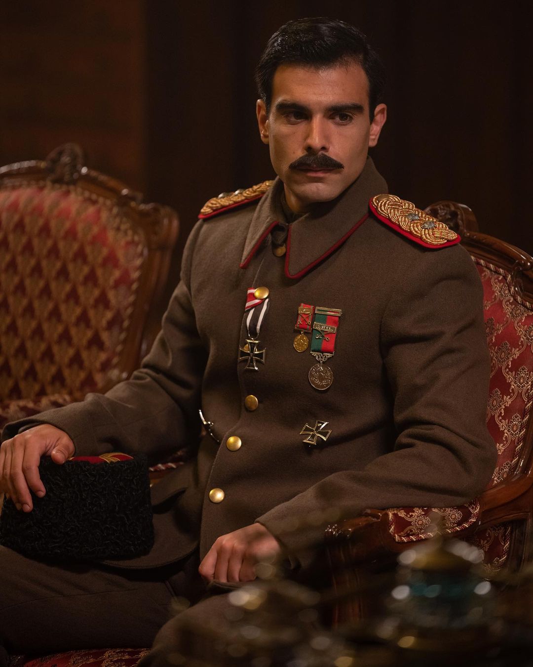 Kara Agac Destani Merdo Kim Ogulcan Arman Uslu Kimdir D