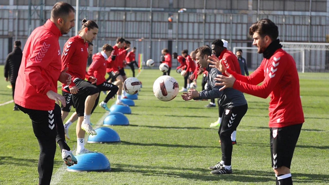 Samsunspor Caykur Rizespor Macinin Hazirliklari Suruyor