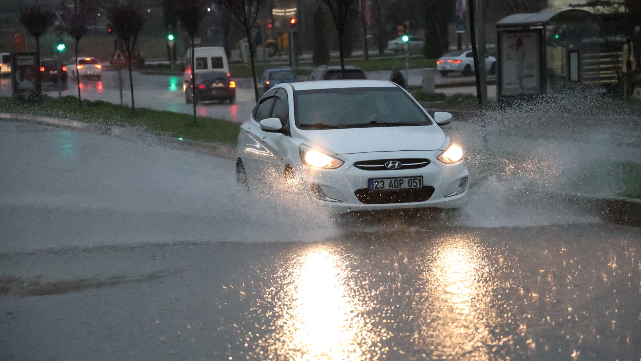 Meteoroloji Uyardi 5 Ilde Dikkatli Ve Tedbirli Olun