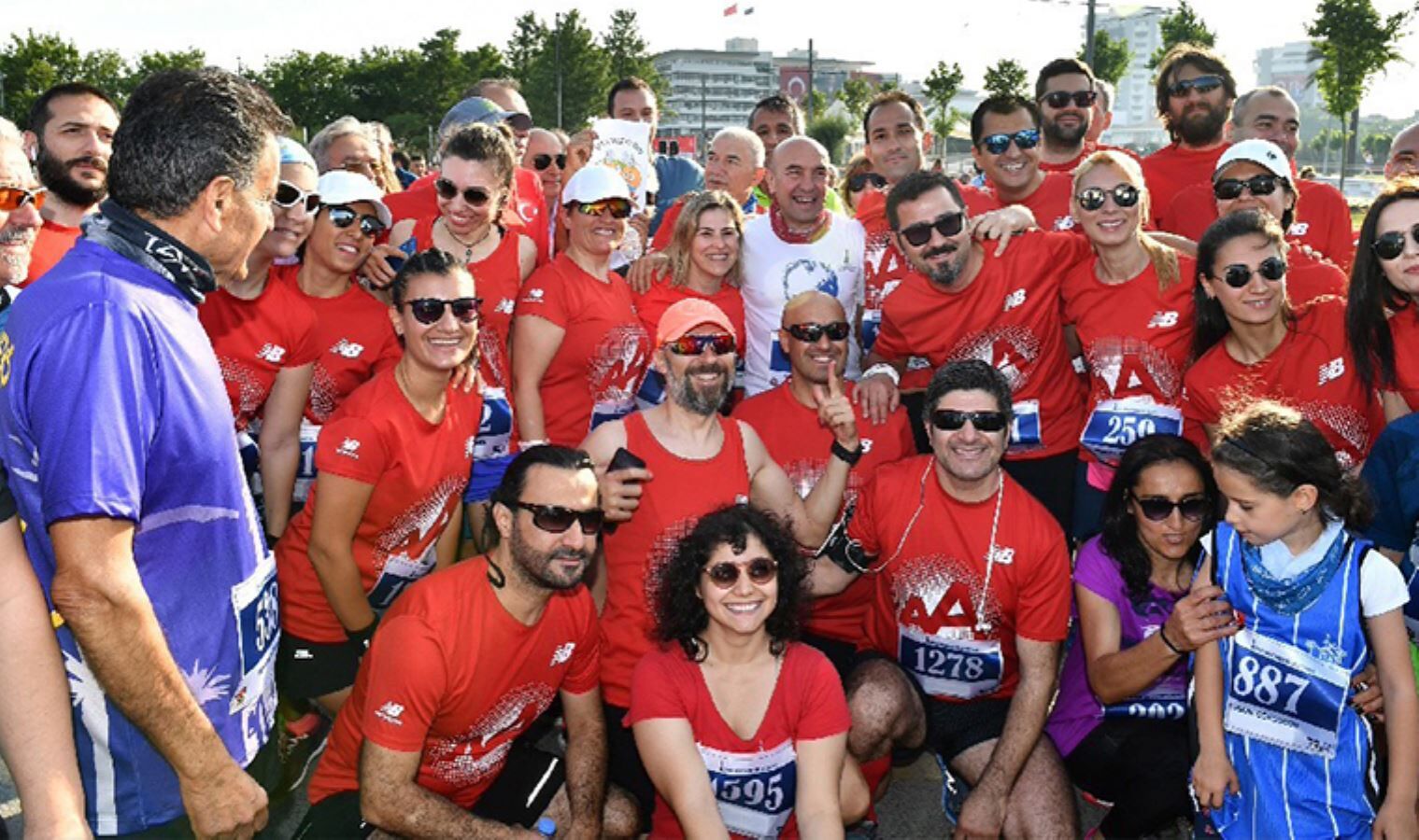 19 Mayis Yol Kosusu Yarin Izmirde Basliyor Ek Seferler Ulasim Oduller (2)