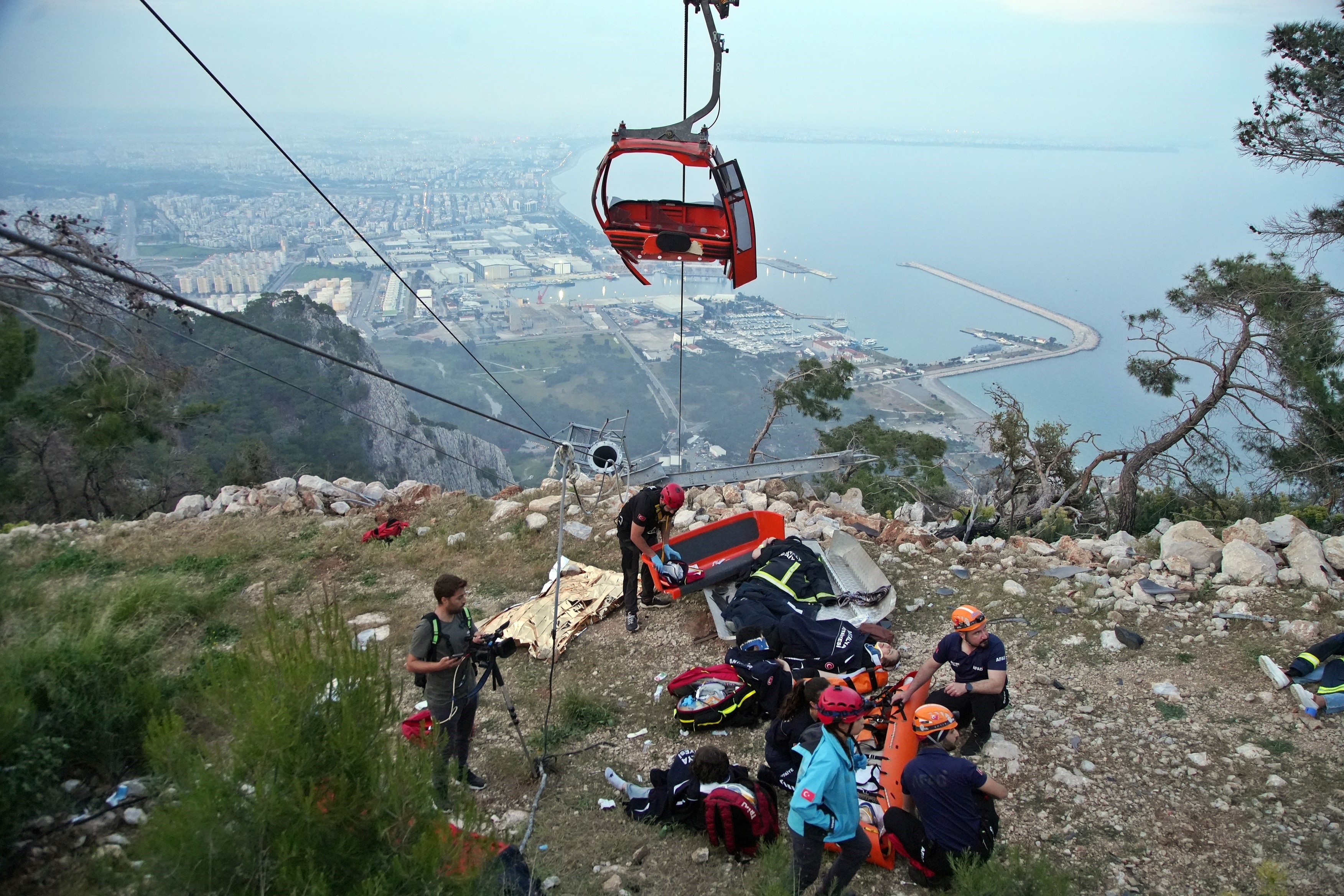 Antalya Teleferik Kazasında 1 Ölü, 7 Yaralı! 19 Kişiye Soruşturma! (2)