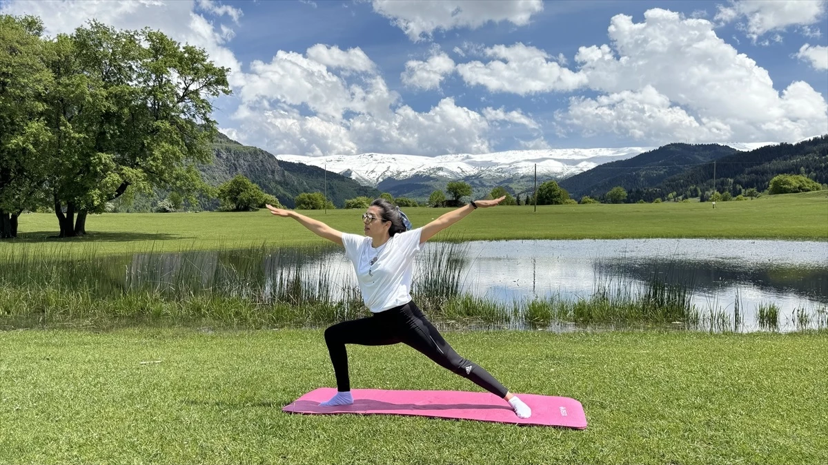 Artvin Ardanucta Yoga Tutkunlari Usot Golunde Bulustu 3 (1)