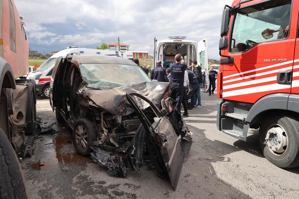 Elazigda Nisan Ayinda 241 Kaza Meydana Geldi Yeni Bakış