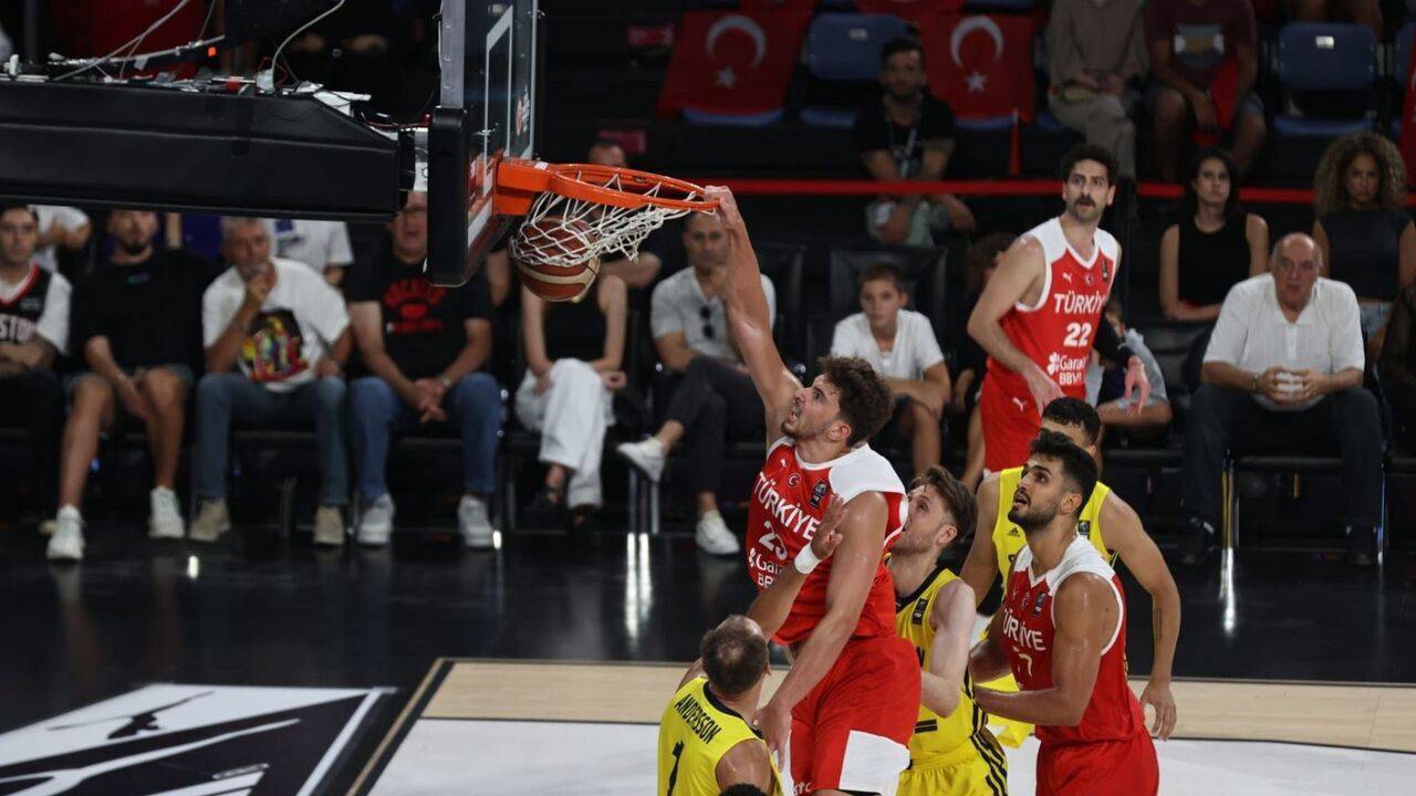 A Milli Basketbol'dan heyecan verici haberler! 16 kişilik kamp kadrosu açıklandı!-1