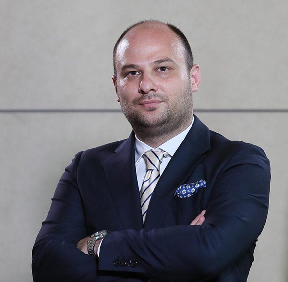 İlker Dinçay 2